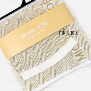 Michael Kors Scarf & Hat Set